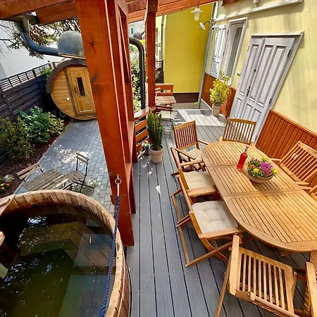 Vila Peter Dock Boutique