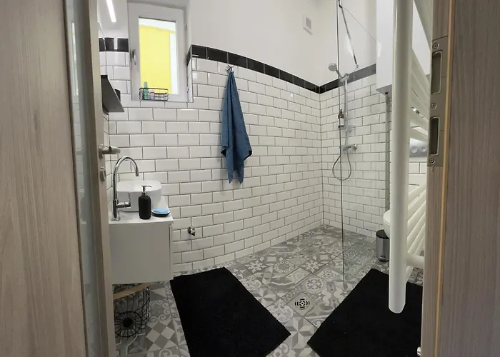 Peter Dock Boutique Vila