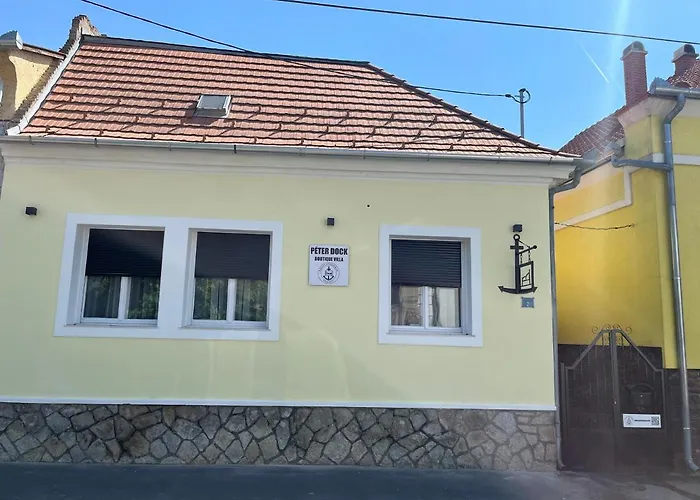 Vila Peter Dock Boutique *