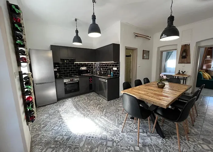 Peter Dock Boutique * Keszthely