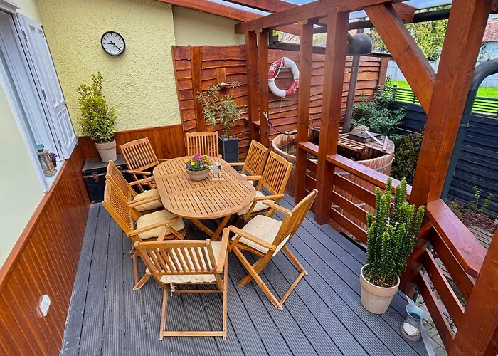 Peter Dock Boutique Keszthely